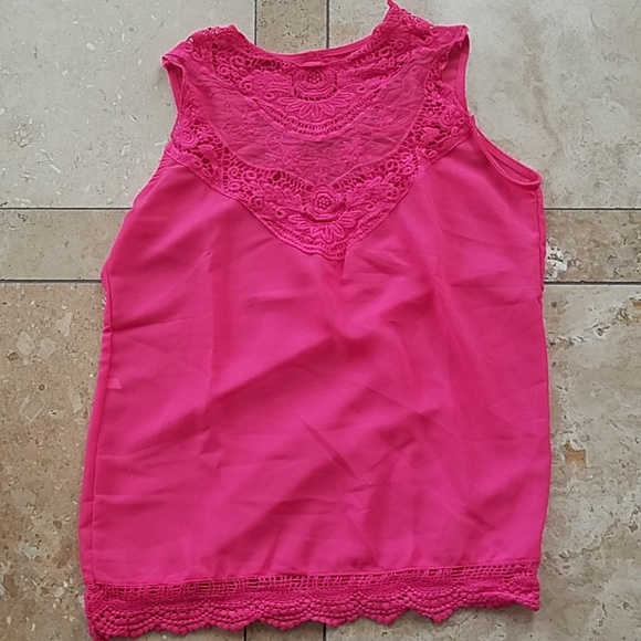 Pink top - Picture 2 of 7